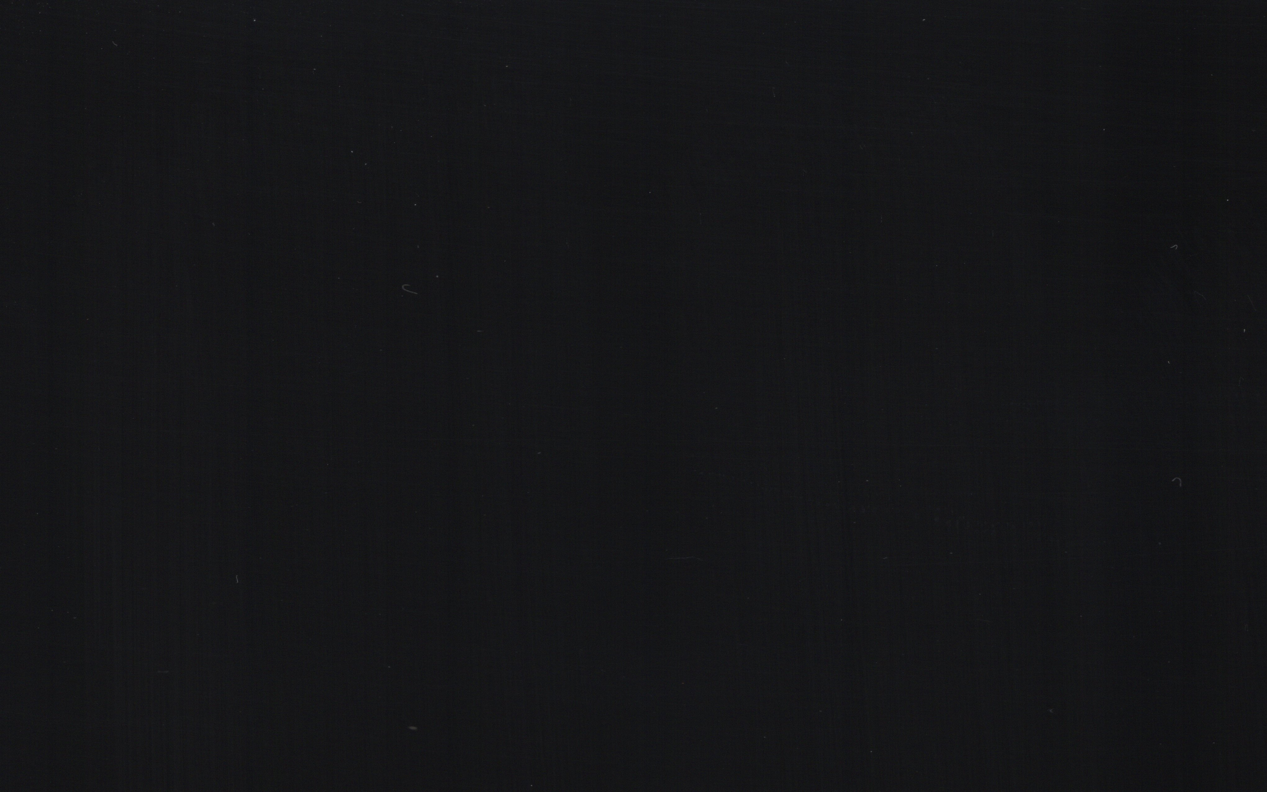 Podnožje, h= 100 mm, l=4 m, črna visoki sijaj