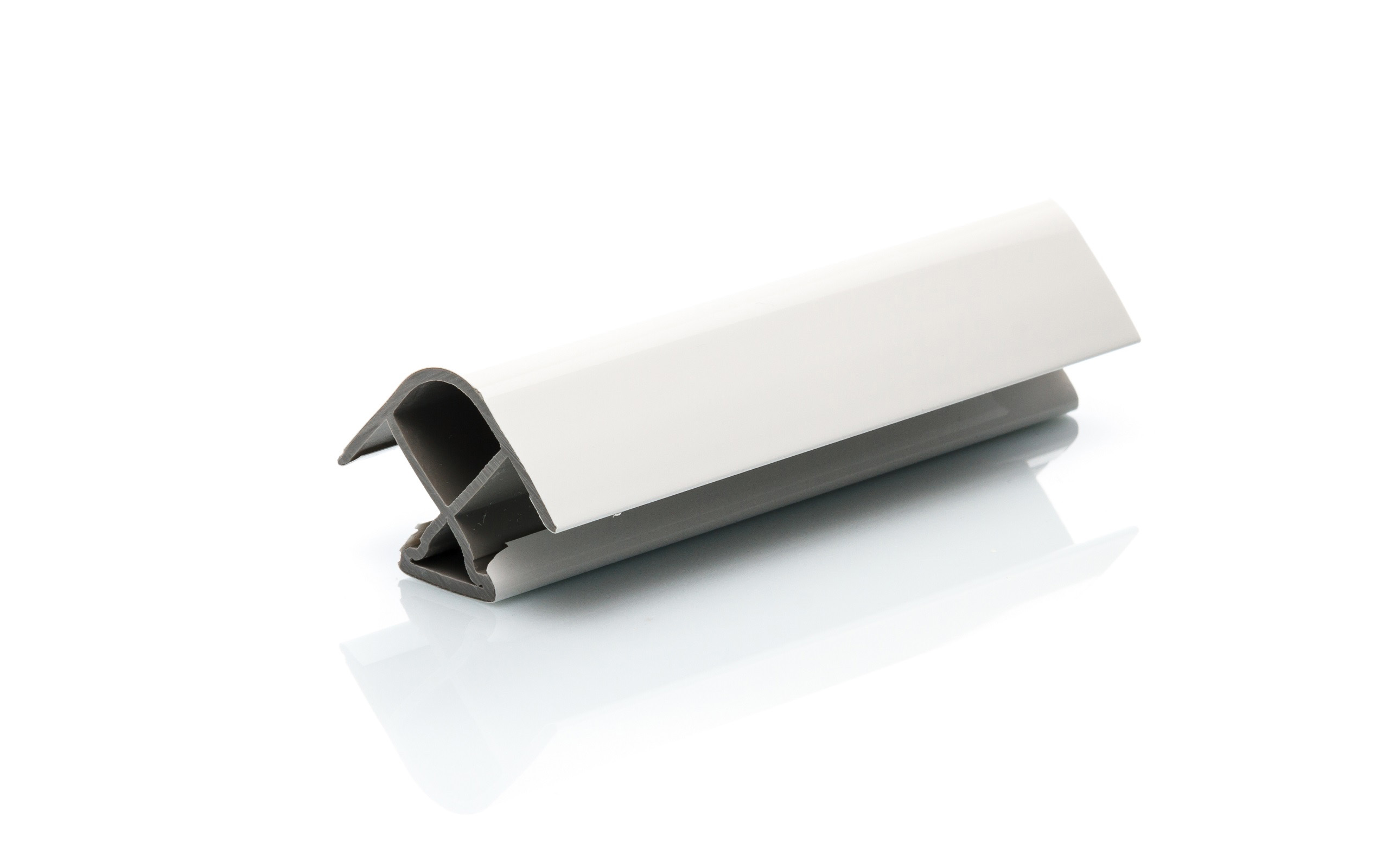Plinth joint cap 100 mm, 90°, R12 mm, white gloss Plinth joint cap 100 mm, 90°, R12 mm, white gloss