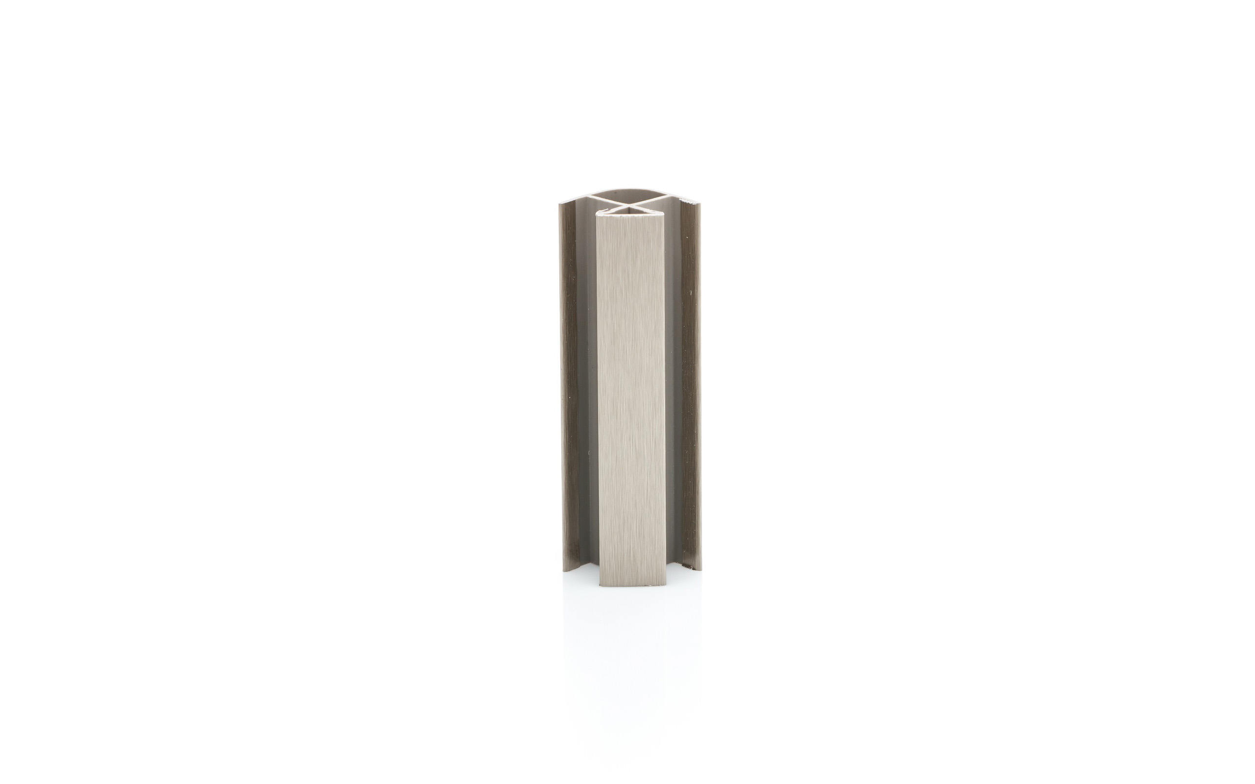 Plinth joint cap 150 mm, 90°, R12 mm, inox Plinth joint cap 150 mm, 90°, R12 mm, inox