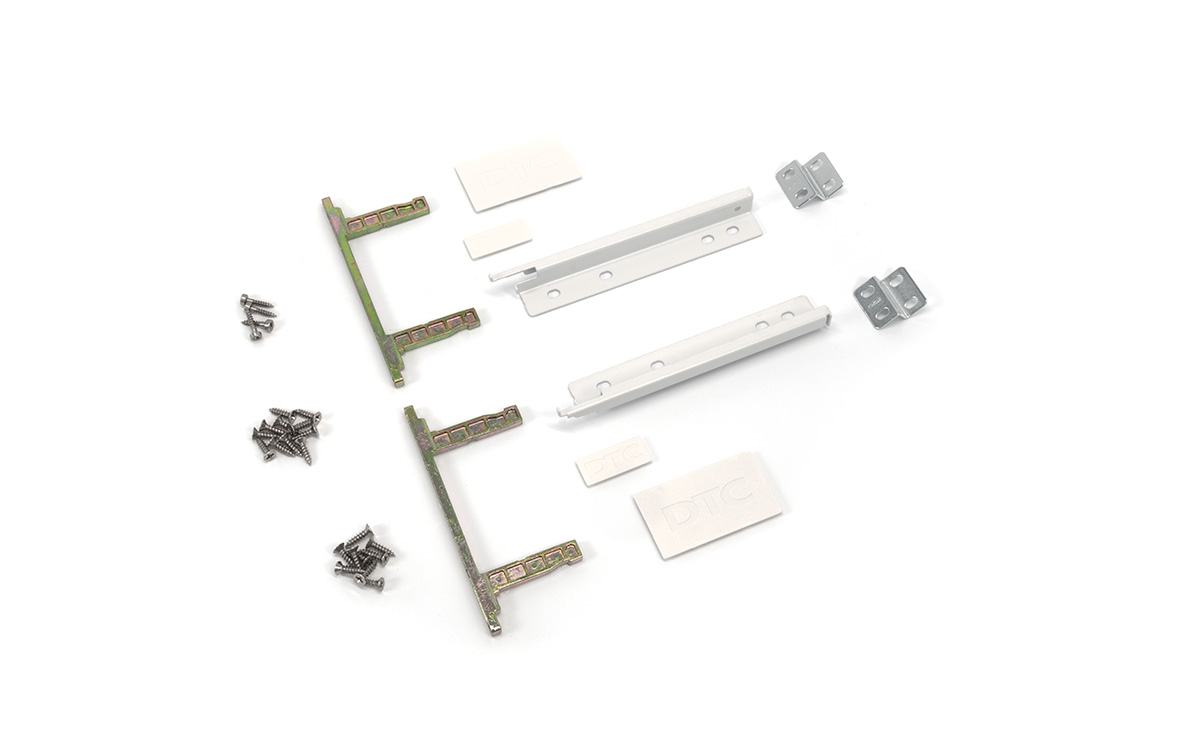 Slim drawer HT13, dimensions 172 x 550 mm, full extension slides with soft closing, loading capacity 40 kg, white color.