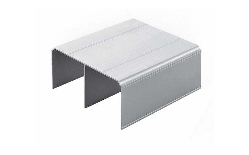 Zgornje vodilo Gemini,  dolžine 2350 mm, v srebrni barvi