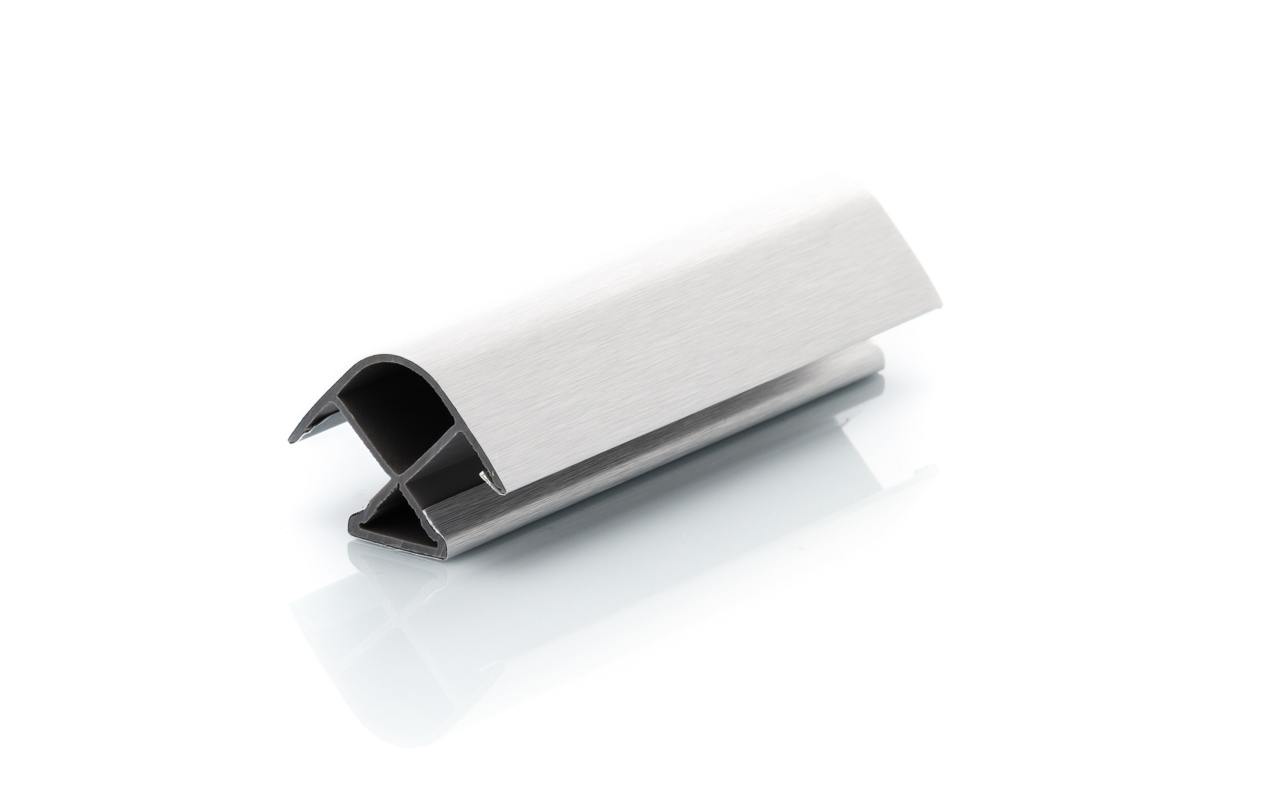 Plinth joint cap 100 mm, 90°, R12 mm, brushed aluminium